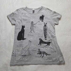 Women's M Cats in Art History tee